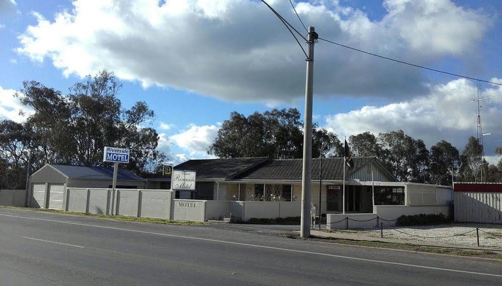 Donald Riverside Motel Exterior photo